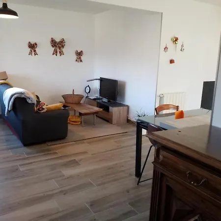 Maison Privee Avec Jardin Chez Marcelle Ayros-Arbouix