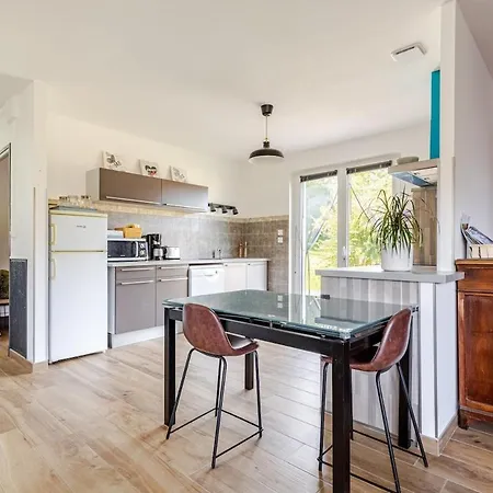 Maison Privee Avec Jardin Chez Marcelle *